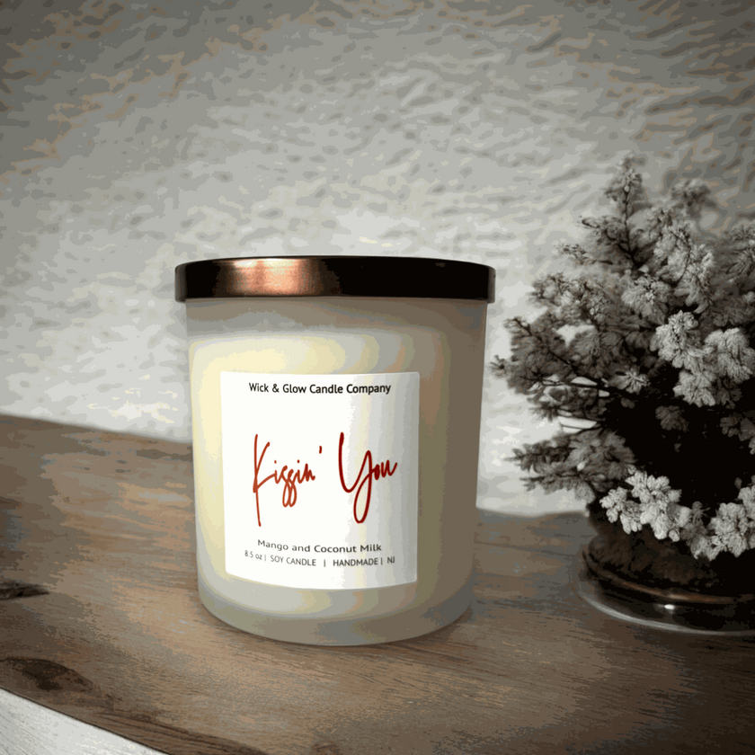 Kissin' You Luxury Candle - Wick and Glow Candle Company™