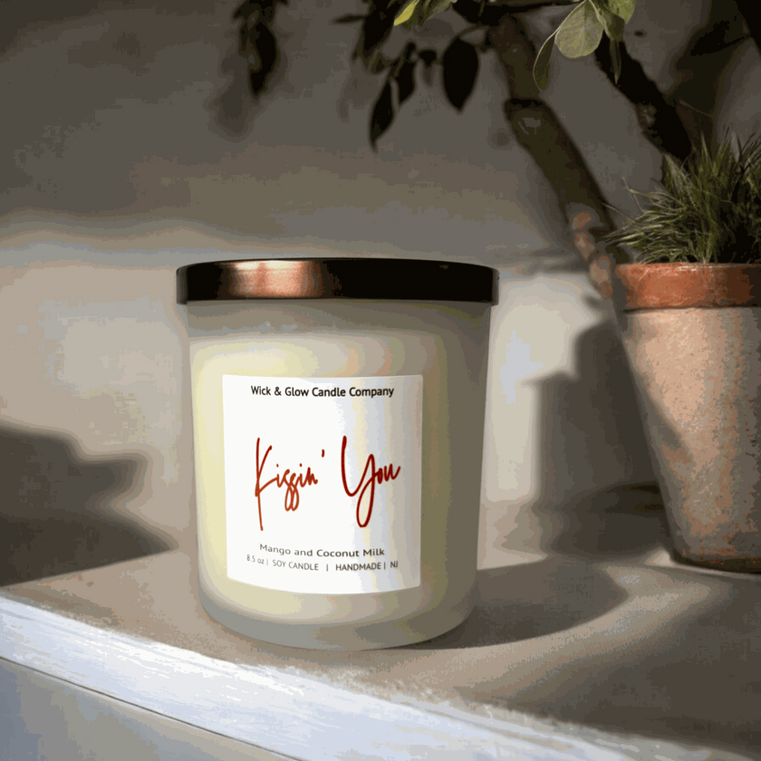 Kissin' You Luxury Candle - Wick and Glow Candle Company™