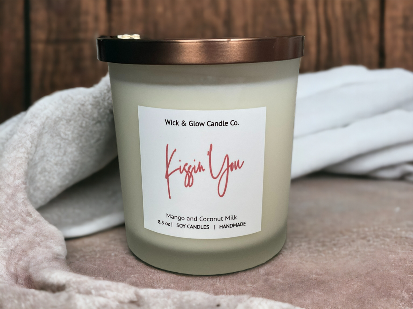 Kissin' You Luxury -Mango and Coconut Scented Candle